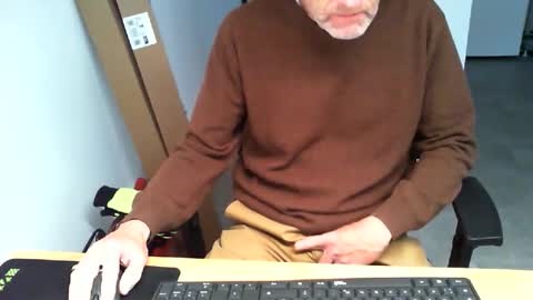 mucfag online show from 10.21.25