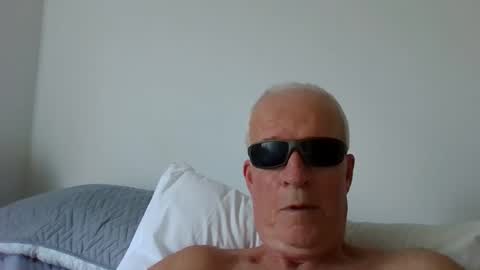 Snapshot of mucholover chatting on 01.17.26 mucholover online show from 01.17.26