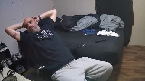 Muffdiver online show from 02.21.26