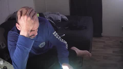 Muffdiver online show from 02.24.26