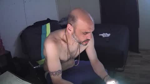 Muffdiver online show from 03.21.26