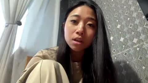 Mia online show from 03.08.26