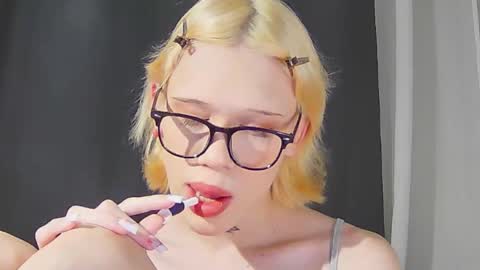 Snapshot of mun_poli chatting on 02.08.26 Polik online show from 02.08.26