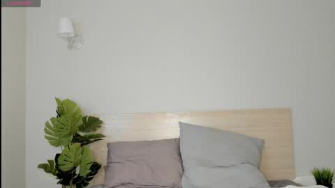 Snapshot of murbur chatting on 12.27.24 Kaya online show from 12.27.24