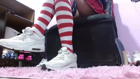 Snapshot of murielbrown chatting on 02.19.25 Muriel online show from 02.19.25