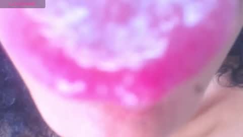Snapshot of muriell303av chatting on 12.20.24 muriell303av online show from 12.20.24