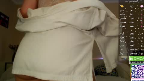 Snapshot of murrrworren chatting on 02.08.25 Mira online show from 02.08.25