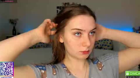 Snapshot of murrrworren chatting on 02.19.25 Mira online show from 02.19.25