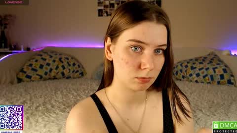 Snapshot of murrrworren chatting on 03.04.25 Mira online show from 03.04.25