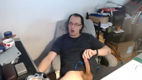 Snapshot of muschiliebhaber chatting on 06.14.26 Horny Goat online show from 06.14.26