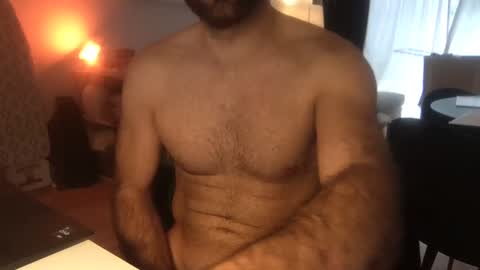 Snapshot of muscle_hair chatting on 12.18.24 muscle_hair online show from 12.18.24