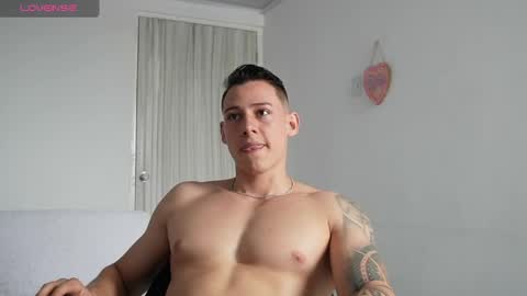 muscle_king_cum online show from 04.16.26