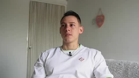 Snapshot of muscle_king_cum chatting on 05.18.26 muscle_king_cum online show from 05.18.26
