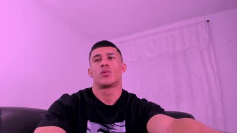 Muscle Man online show from 04.08.26