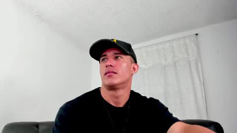 Muscle Man online show from 07.12.26