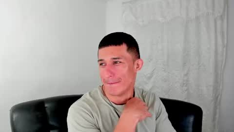 Muscle Man online show from 07.25.26