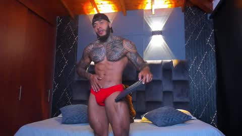 Snapshot of muscle_man19 chatting on 12.13.24 Nick online show from 12.13.24