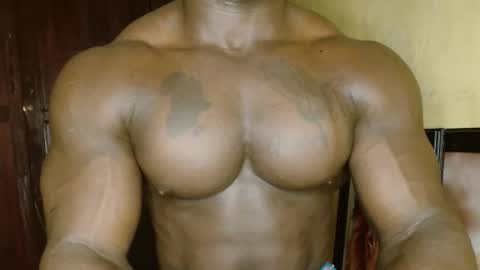 Snapshot of musclegodsammy23 chatting on 03.07.26 musclegod23 online show from 03.07.26