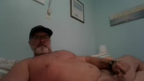 Snapshot of musclemeat41 chatting on 12.01.24 musclemeat41 online show from 12.01.24
