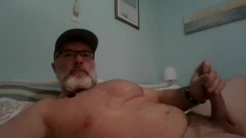 Snapshot of musclemeat41 chatting on 02.20.25 musclemeat41 online show from 02.20.25