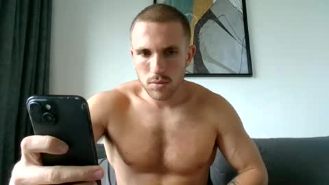 muscleshow00 online show from 07.08.26