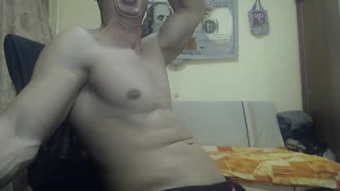 Snapshot of musculargod chatting on 12.18.24 SexyMuscled online show from 12.18.24