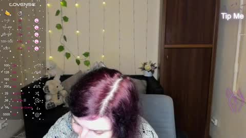 Snapshot of muse_kitty_jenia chatting on 01.23.25 Jenya online show from 01.23.25