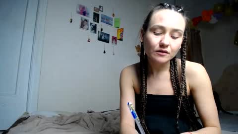 Snapshot of muse_online chatting on 12.16.24 Muse Ali  online show from 12.16.24