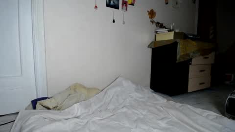 Snapshot of muse_online chatting on 12.21.24 Muse Ali  online show from 12.21.24