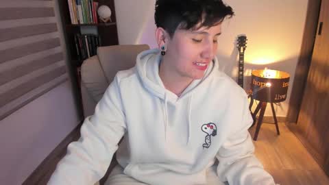 VALENTINA Luna  online show from 02.24.25