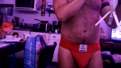 Snapshot of muttbatorman chatting on 10.01.25 Apebator online show from 10.01.25