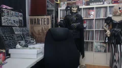 Muziknerd online show from 04.30.26