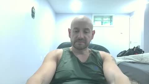 Snapshot of mworlton9 chatting on 05.09.26 Maximus online show from 05.09.26