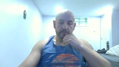 Snapshot of mworlton9 chatting on 05.18.26 Maximus online show from 05.18.26