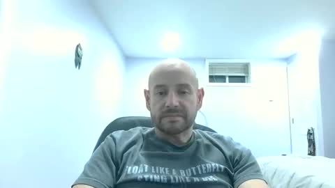 Snapshot of mworlton9 chatting on 05.25.26 Maximus online show from 05.25.26
