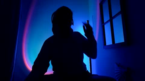 Snapshot of mx_anouk_divine chatting on 10.23.25 Mx. Anouk Divine online show from 10.23.25