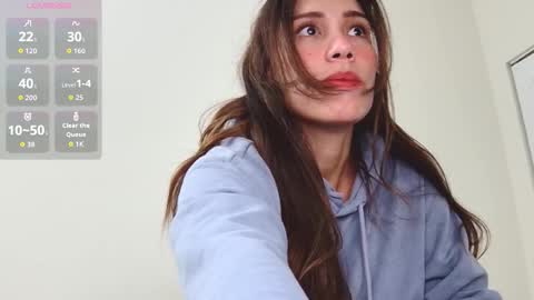 Snapshot of my420couple chatting on 11.03.25 miss beauty coming 96 2300 online show from 11.03.25