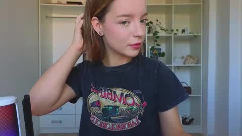 Snapshot of my_mia_ chatting on 09.12.25 MIA I will be here Monday Wednesday Thursday Saturday online show from 09.12.25