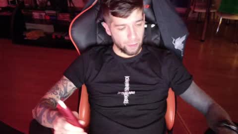 Snapshot of my_name_sinner chatting on 01.12.25 you can call me Sinner online show from 01.12.25