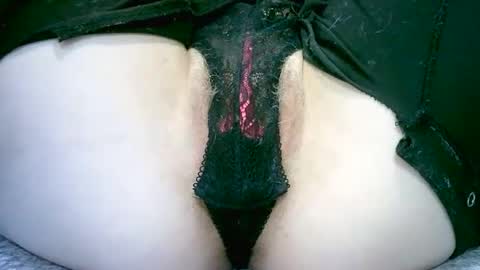 Snapshot of my_tightholes chatting on 03.10.25 my_tightholes online show from 03.10.25