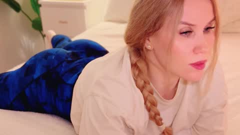 Mya-be Yours P online show from 02.27.26