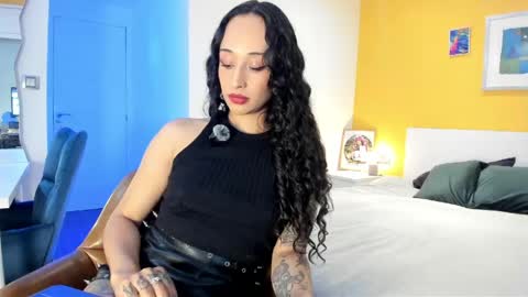 Lola online show from 03.22.26