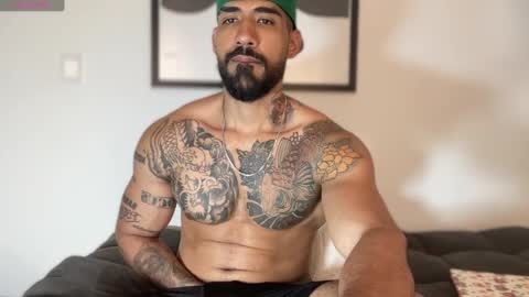 Snapshot of myke_esthetic chatting on 12.05.24 Myke esthetic online show from 12.05.24