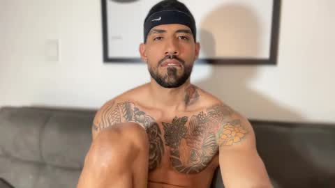 Snapshot of myke_esthetic chatting on 03.05.25 Myke esthetic online show from 03.05.25