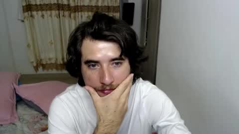 Snapshot of myke_xxx chatting on 01.19.26 mike online show from 01.19.26