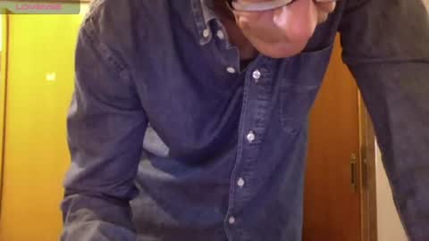 Bi sexy guy lovense hush is on private is open or password show tip if you like. online show from 06.22.26