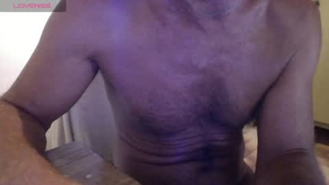 Bi sexy guy lovense hush is on private is open or password show tip if you like. online show from 07.06.26