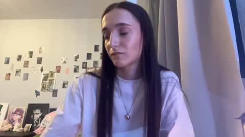 Snapshot of myrtiemcgivney chatting on 07.26.26 Amelia online show from 07.26.26