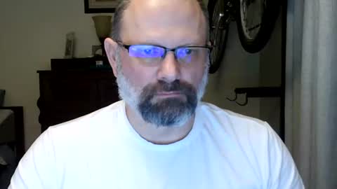 Just hanging out - No pressure online show from 04.22.26