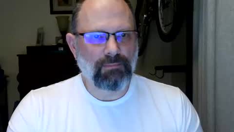 Just hanging out - No pressure online show from 04.24.26